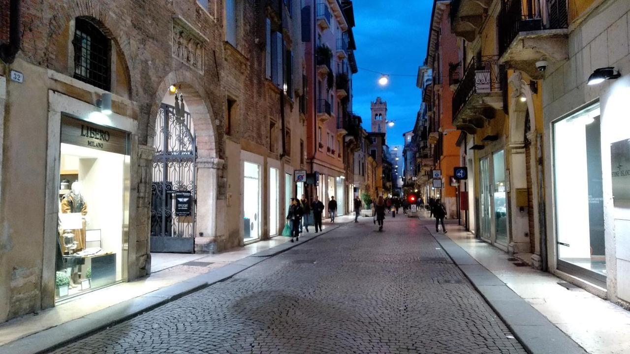 Marconi Rooms Loggia Delle Erbe Verona Exterior photo