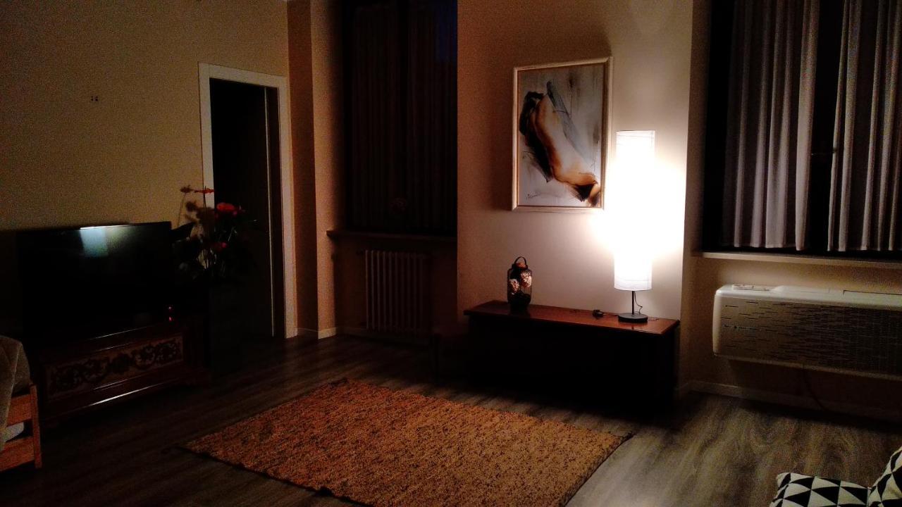 Marconi Rooms Loggia Delle Erbe Verona Exterior photo